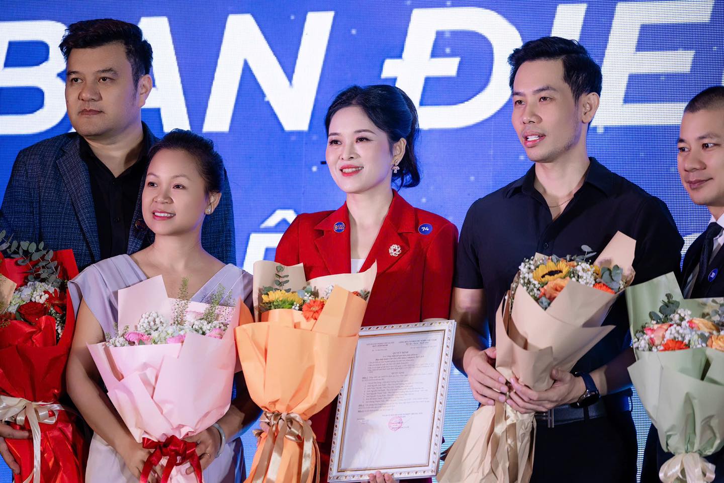 CHÚC MỪNG BAN ĐIỀU HÀNH NHIỆM KỲ 2025 – 2028 CLB CEO 1983 2